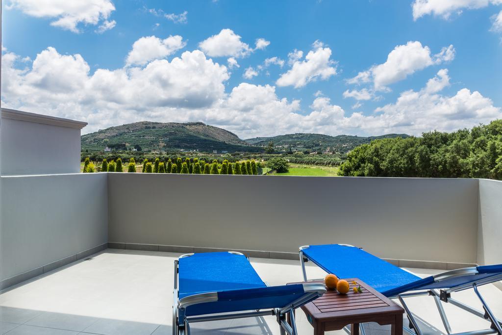 Niovi Seaside Suites Kíssamos Exteriör bild
