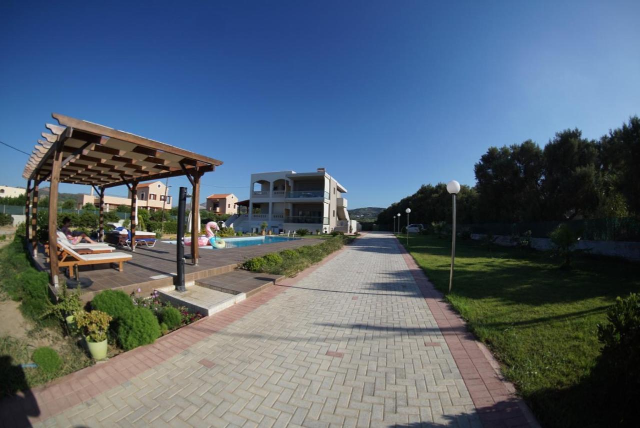 Niovi Seaside Suites Kíssamos Exteriör bild